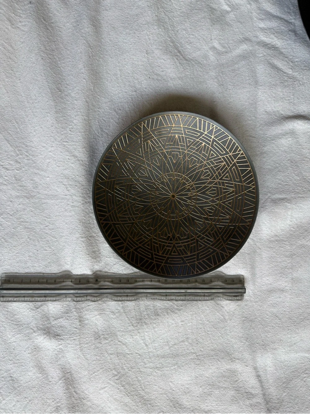 Decorative Metal Wall decor Set - Gold Accents on Dark Base